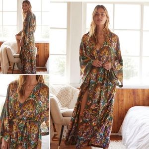 Anthropologie Emmanuelle Robe Kimono